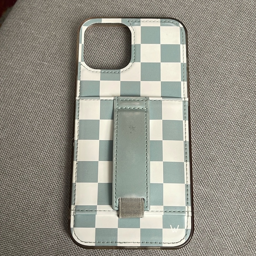 Walli I phone 12 pro max case